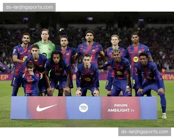 阿劳霍复出提升防空能力 巴萨定位球防守得到加强