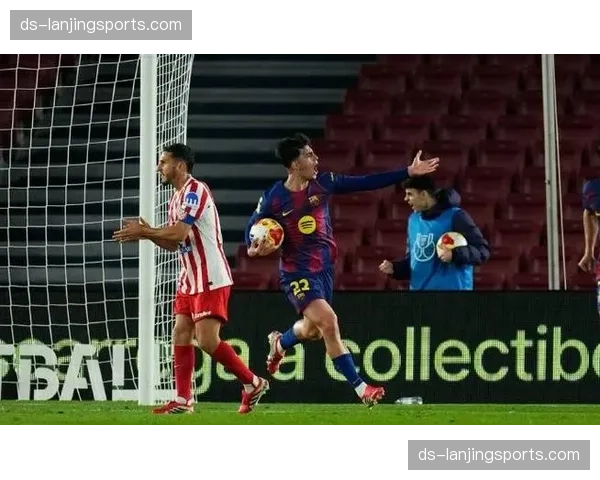 巴萨伤病潮应对:博纳尔改造为攻防双能后腰 巴萨伤病潮应对:博纳尔改造为攻防双能后腰