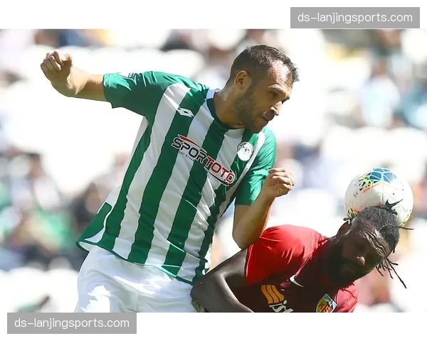 圣保罗防守严谨性分析 恩佐-迪亚斯与阿兰-佛朗哥中卫配合