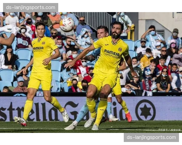 里尔4-3-3阵型限制巴黎FC边路传中，防守落位层次分明